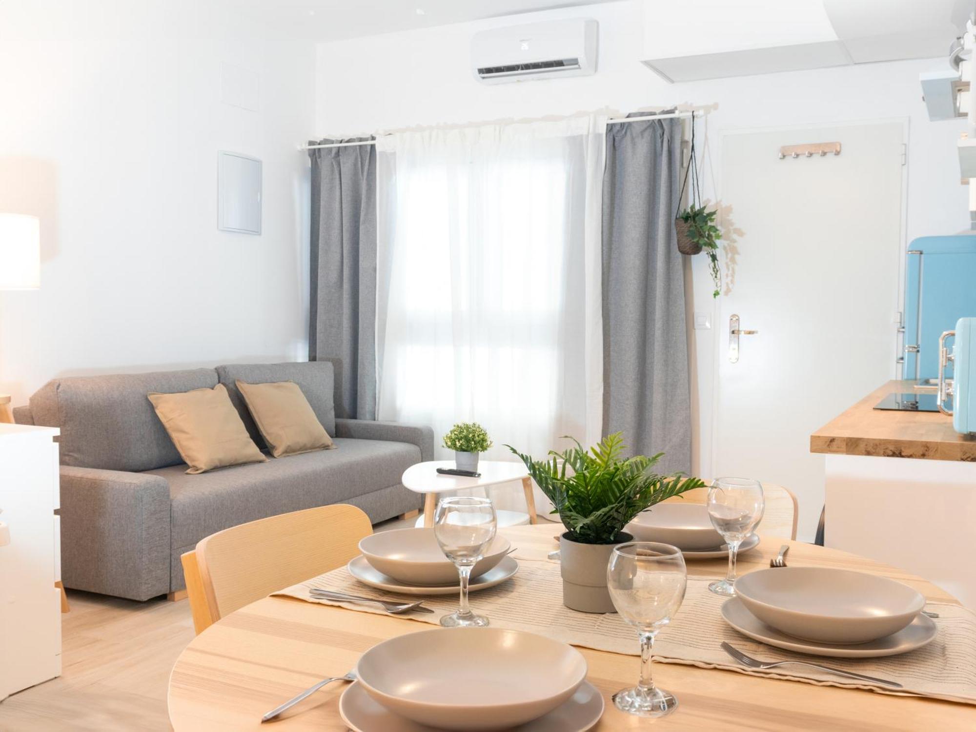 Estudio Con Jacuzzi Privado En El Barrio De Triana Apartamento Sevilla